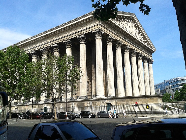 kościół magdaleny w Paryżu zwiedzanie Paryża Śladami Napoleona po Paryżu.